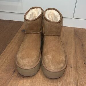 Brand new Classic Mini Platform boot